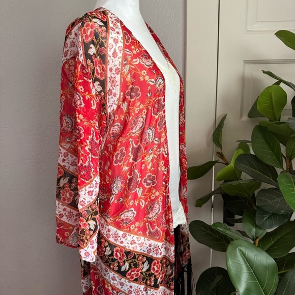 Xhilaration Red and Black Kimono Jacket with Floral Design - Picture 2 of 8